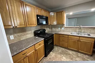4806 Alamo Dr, Galveston, TX 77551 - Photo 4