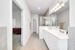 2819 Painted Sunrise Trail, Houston, TX 77045 - Photo 34