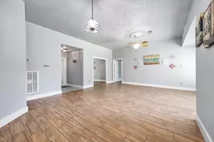 11923 Cottonwood Ln, Cypress, TX 77429 - Photo 8