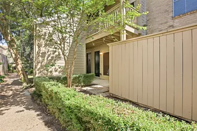 2100 Tanglewilde Street #537, Houston, TX 77063 - Photo 4