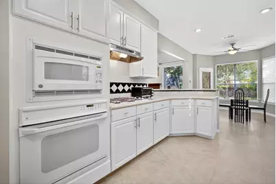 18502 Berry Leaf Court, Houston, TX 77084 - Photo 10
