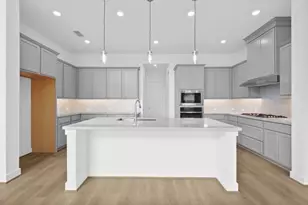 1673 Birch Lake Bend, Friendswood, TX 77546 - Photo 2