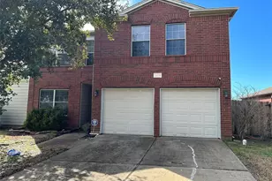 14911 Sugar Peak Dr, Sugar Land, TX 77498 - Photo 2