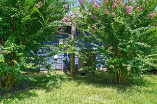 1019 Lamar St, Liberty, TX 77575 - Photo 24