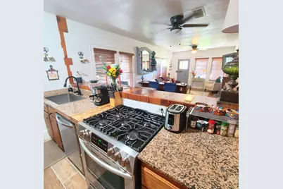 1425 Munger Street, Houston, TX 77023 - Photo 6