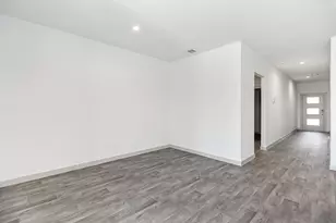 14826 Cold Water Dr, Baytown, TX 77523 - Photo 10