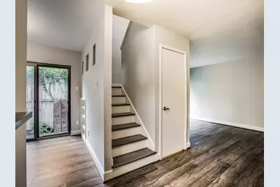 1300 Fairview Avenue #E, Houston, TX 77006 - Photo 1