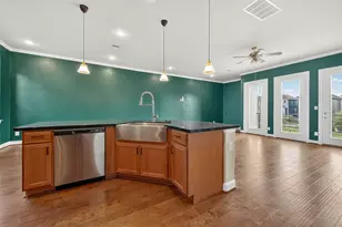 2009 Kirby Landing Dr, Houston, TX 77051 - Photo 10