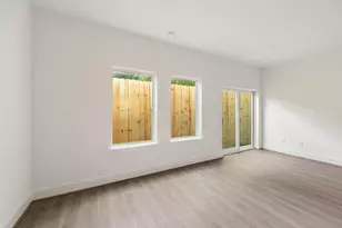 831 Paul Quinn St, Houston, TX 77091 - Photo 2