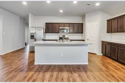 14106 Locke Point Court, Conroe, TX 77384 - Photo 12