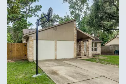 3911 Wintergreen Drive, Humble, TX 77396 - Photo 4