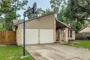 3911 Wintergreen Dr, Humble, TX 77396 - Photo 4