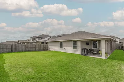 13009 Oleander Bay Lane, Texas City, TX 77568 - Photo 4