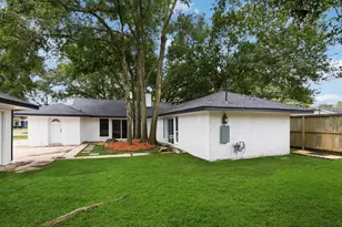 5446 Loch Lomond Dr, Houston, TX 77096 - Photo 26