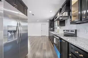 5446 Loch Lomond Dr, Houston, TX 77096 - Photo 14