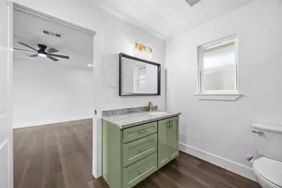 5446 Loch Lomond Drive, Houston, TX 77096 - Photo 2