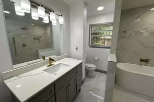 5850 Paisley St, Houston, TX 77096 - Photo 14