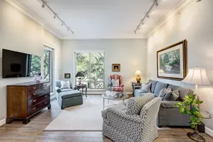 2211 Briarglen Dr, Houston, TX 77027 - Photo 2