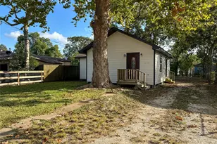 1009 W Snyder St, Alvin, TX 77511 - Photo 20
