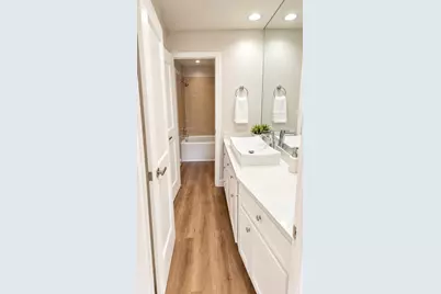 2127 Manor Green Drive, Houston, TX 77077 - Photo 28