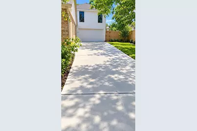 2127 Manor Green Drive, Houston, TX 77077 - Photo 4