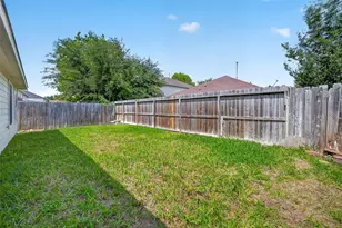 1118 Chestnut Bough St, Channelview, TX 77530 - Photo 36