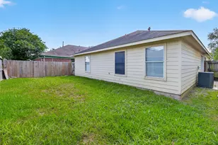 1118 Chestnut Bough St, Channelview, TX 77530 - Photo 38
