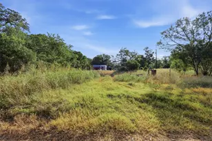 9880 Dix Rd, Kingsbury, TX 78638 - Photo 4
