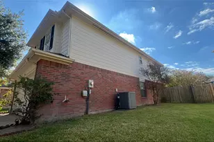 6411 Halstead Meadows Cir, Houston, TX 77086 - Photo 36