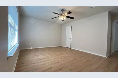 6411 Halstead Meadows Cir, Houston, TX 77086 - Photo 18