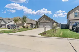 18406 Hilltop Climb Dr, Hockley, TX 77447 - Photo 6