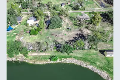 2227 County Road 737, Alvin, TX 77511 - Photo 34