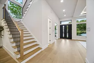 4714 Tamarisk St, Bellaire, TX 77401 - Photo 4