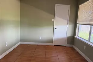 2615 Meiko Dr, Houston, TX 77045 - Photo 10