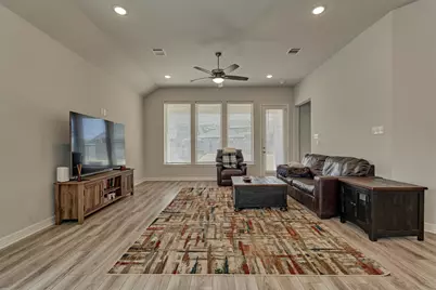 160 Dove Springs Court, Conroe, TX 77304 - Photo 12