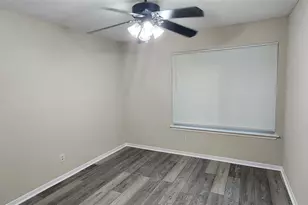 15215 Ensenada Dr, Houston, TX 77083 - Photo 16