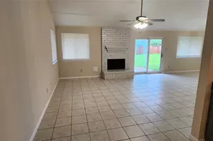 15215 Ensenada Dr, Houston, TX 77083 - Photo 4