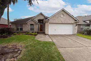 208 Green Cedar Dr, League City, TX 77573 - Photo 1
