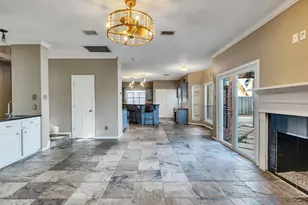 114 Bayou Bend Dr, League City, TX 77573 - Photo 16