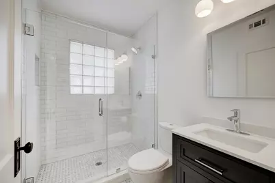 303 W Clay #1, Houston, TX 77019 - Photo 12