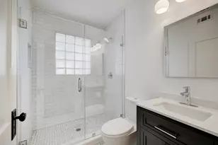 303 W Clay, Houston, TX 77019 - Photo 12