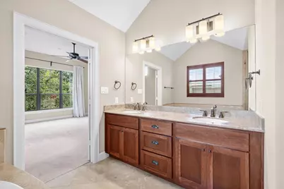 1129 W Bell Street, Houston, TX 77019 - Photo 16