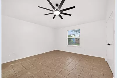 10727 Sunswept Fields Lane, Houston, TX 77064 - Photo 16