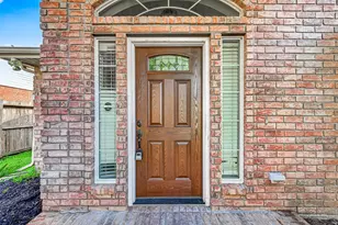 10727 Sunswept Fields Ln, Houston, TX 77064 - Photo 2