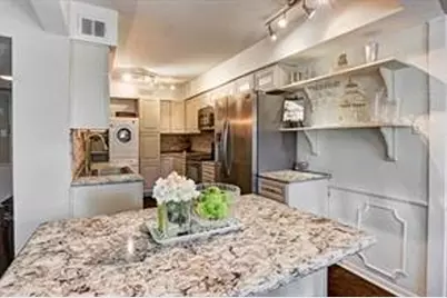 351 N Post Oak Lane #715, Houston, TX 77024 - Photo 6