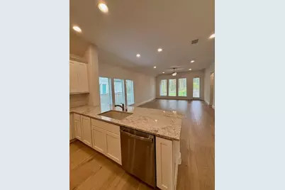 14910 Slough View Court, Magnolia, TX 77354 - Photo 12