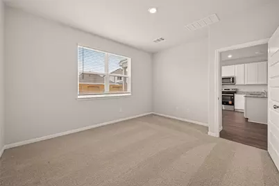 8123 Burnt Orchid Drive, Houston, TX 77016 - Photo 32