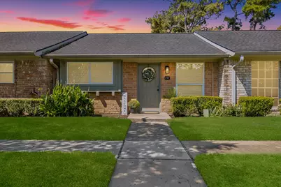 197 W Tri Oaks Lane #197, Houston, TX 77043 - Photo 1