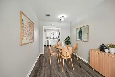 197 W Tri Oaks Lane #197, Houston, TX 77043 - Photo 4