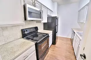 486 S Wilcrest Dr, Houston, TX 77042 - Photo 6